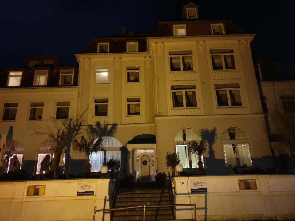 See Schlosshotel Am Kellersee 奥伊廷 外观 照片