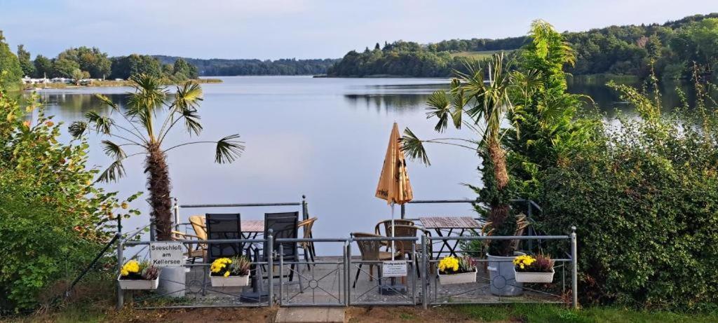 See Schlosshotel Am Kellersee 奥伊廷 外观 照片