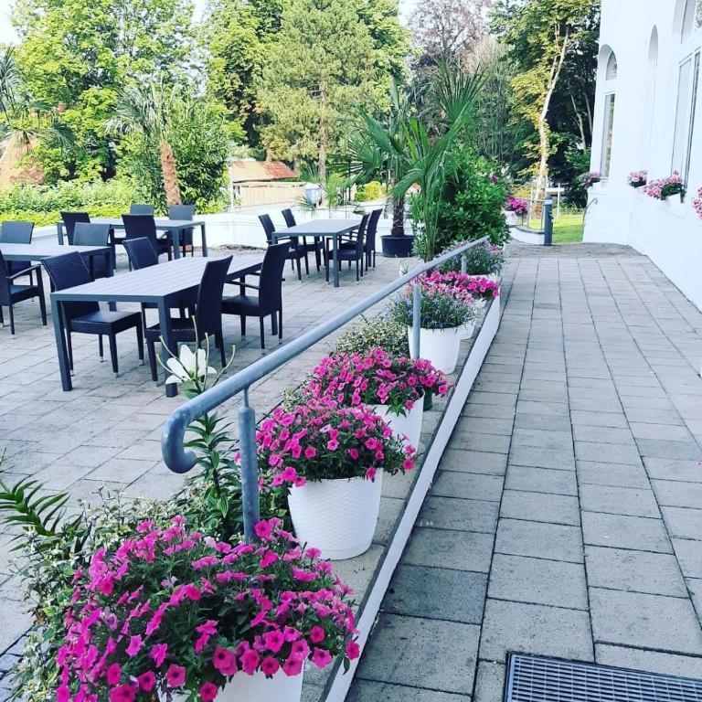 See Schlosshotel Am Kellersee 奥伊廷 外观 照片