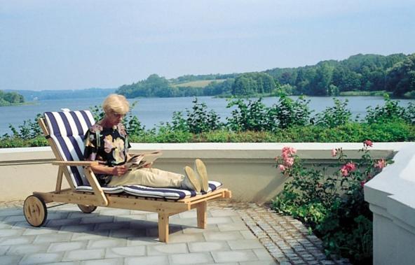 See Schlosshotel Am Kellersee 奥伊廷 外观 照片